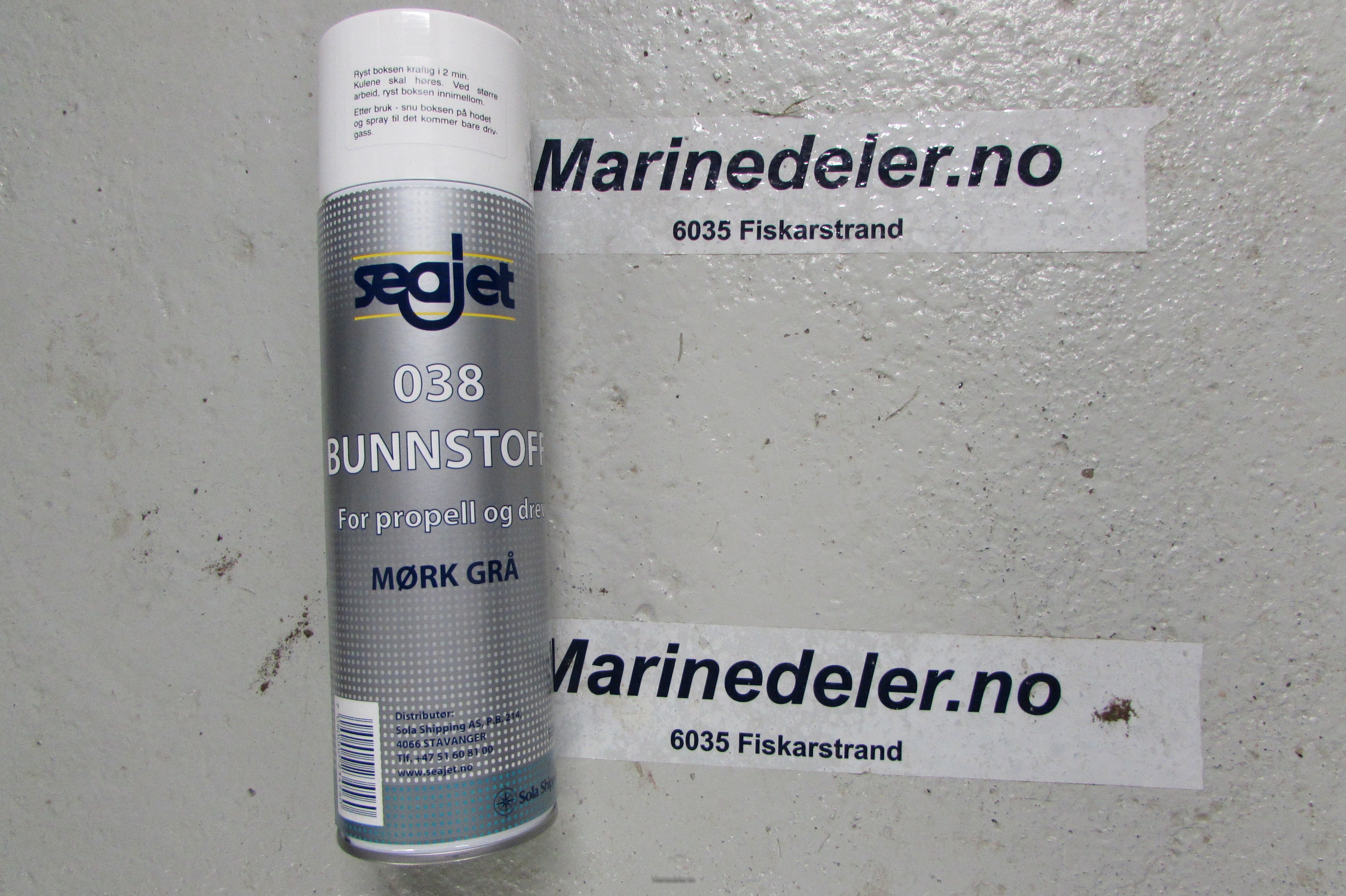 (bilde for) SeaJet bunnstoff drevspray mørk grå.