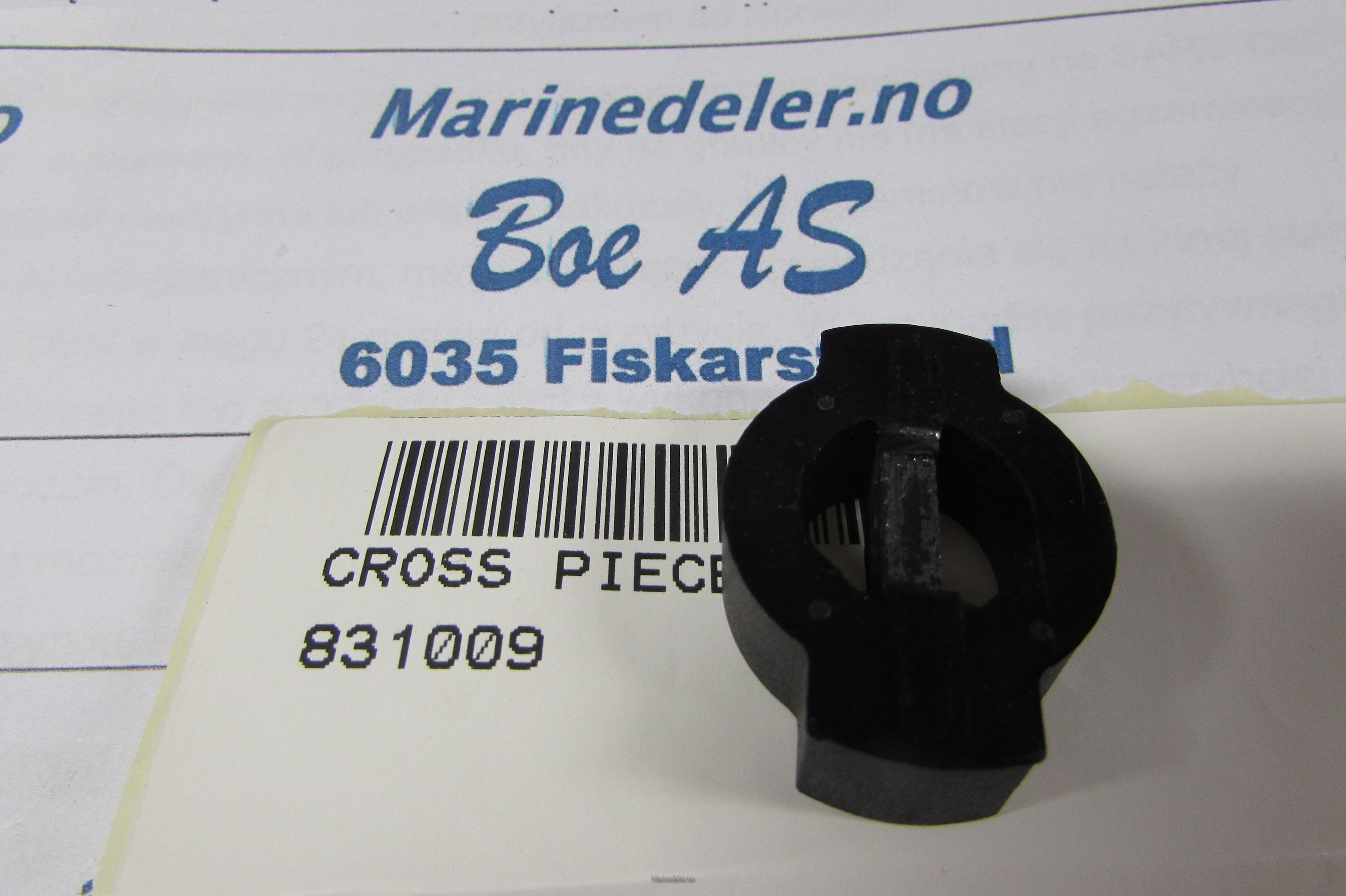 (bilde for) KORSSTYCKE 831009