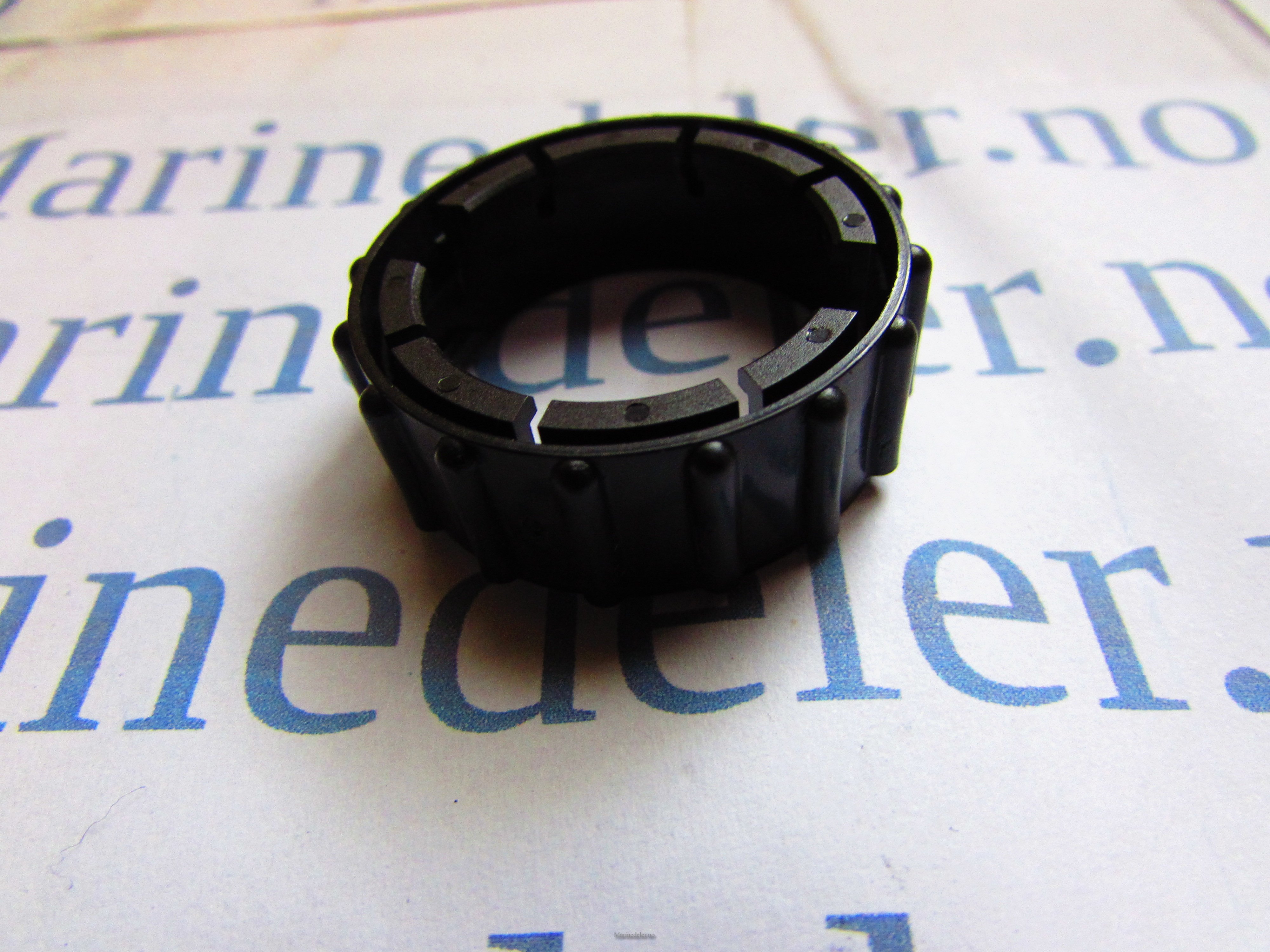 (bilde for) mutter til instrumentkabel 874116