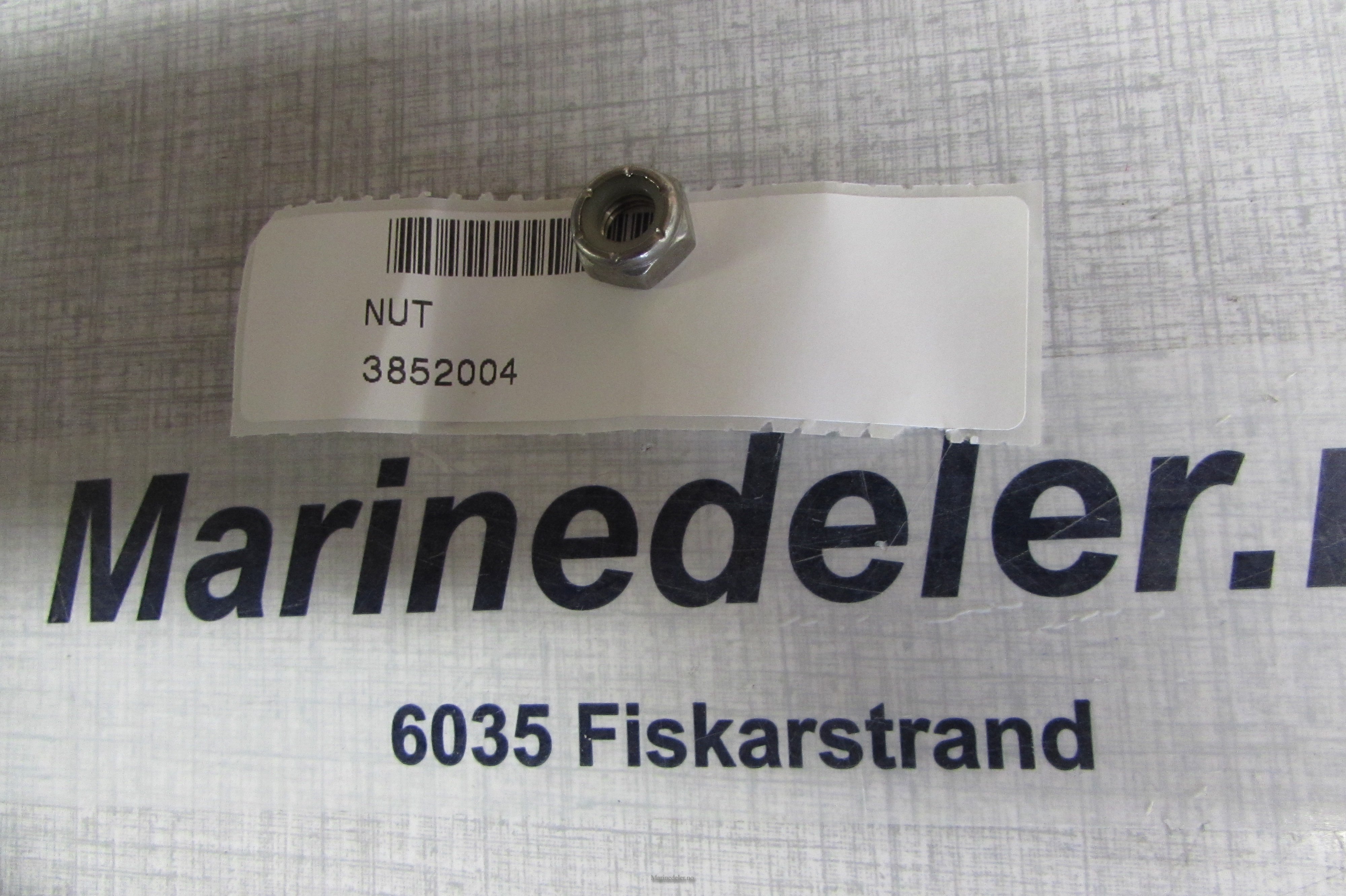 (bilde for) LÅSMUTTER 3852004