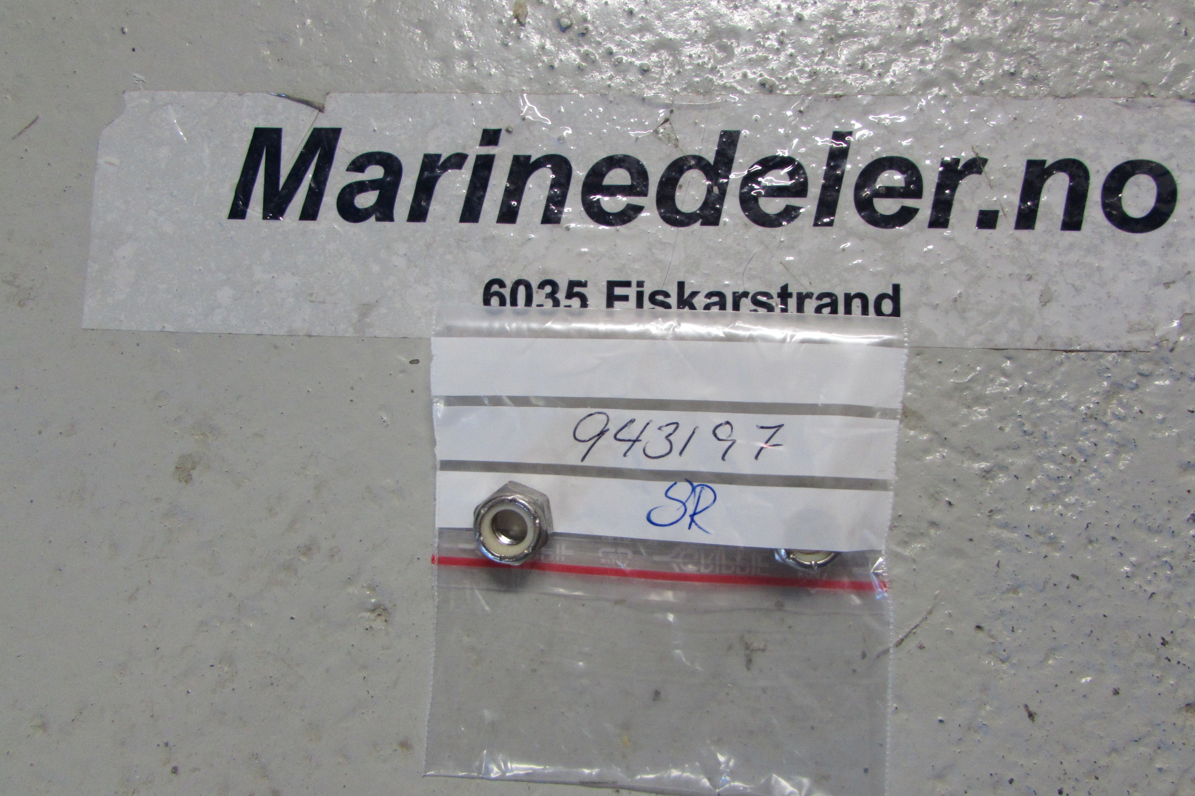 (bilde for) MUTTER 943197